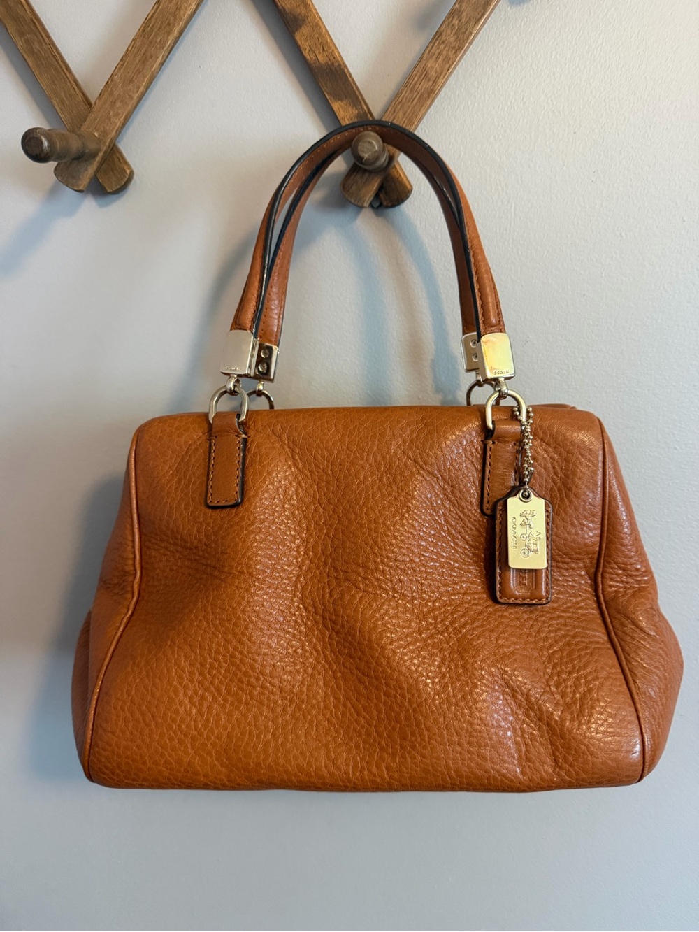 Coach Madison Leather Crossbody Shoulder Bag Camel Tan Small